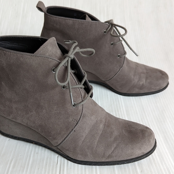 FRANCO SARTO Annabelle gray suede oxford wedge ankle booties - Picture 12 of 12